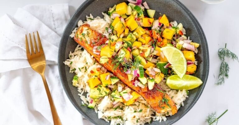 Mango Salsa Salmon: A Vibrant, Healthy Delight